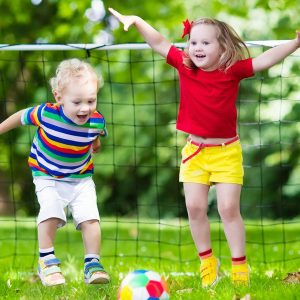 kids-playing-soccer