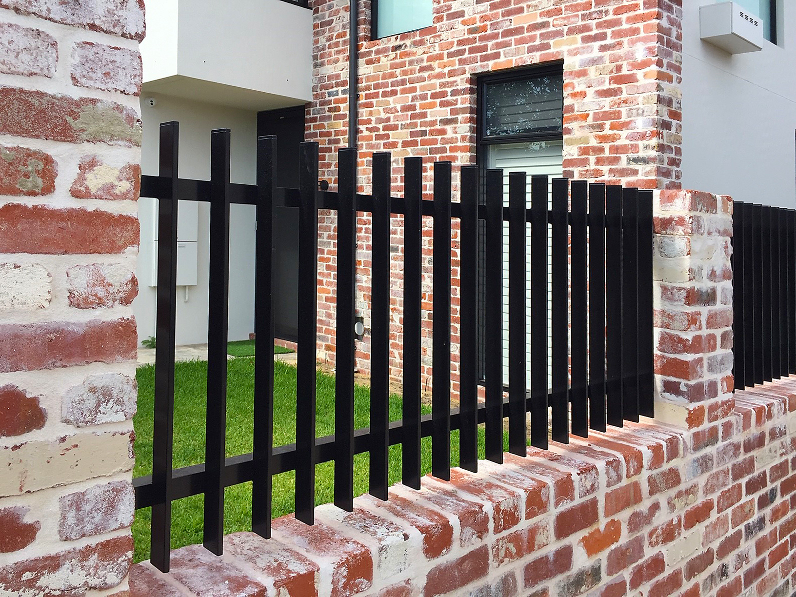 Aluminium Slat Fence for a Mount Hawthorn Home