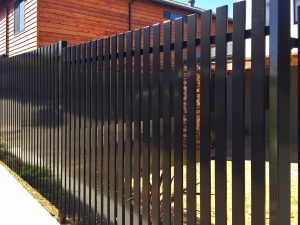 Black Aluminium Blade Privacy Fencing in Perth