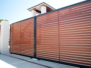 Western Red Cedar timber louvre gate and fence at a Perth home